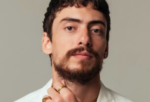 Jaffar Bambirra interpreta paixão obsessiva em 'Dias perfeitos' e vive amor tranquilo com Gabz: 'Nos somamos'