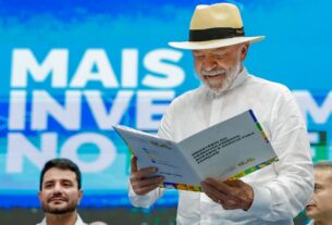 Lula defende Moraes e diz que quem merece impeachment são parlamentares que fizeram motim no Congresso