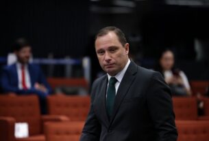 Moraes determina acareação entre Mauro Cid e coronel Marcelo Câmara