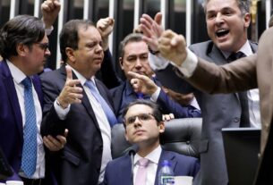Motta envia à Corregedoria denúncias contra deputados que obstruíram plenário