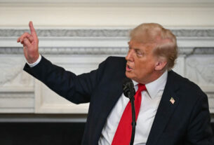 'Notícias falsas!' - Trump explode a mídia na próxima cobertura da reunião do Alasca