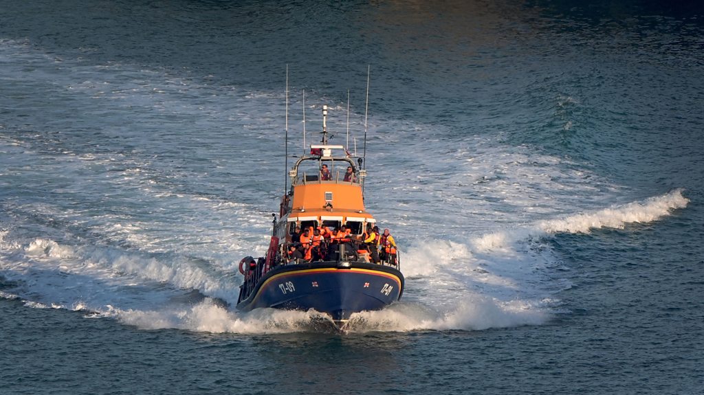 Por que os pequenos cruzamentos de barcos estão subindo?