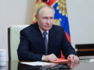 Putin assina a lei que multa o conteúdo 'extremista' on -line
