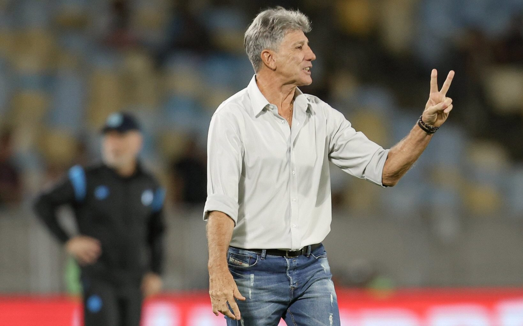 Renato Gaúcho defende rodízio no Fluminense, mas agora quer manter base
