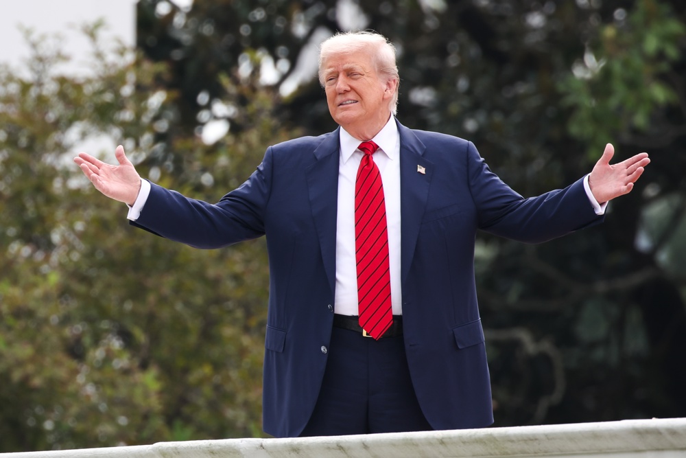 Trump ameaça UE, prevê acordo com China e sinaliza que não vai se candidatar novamente