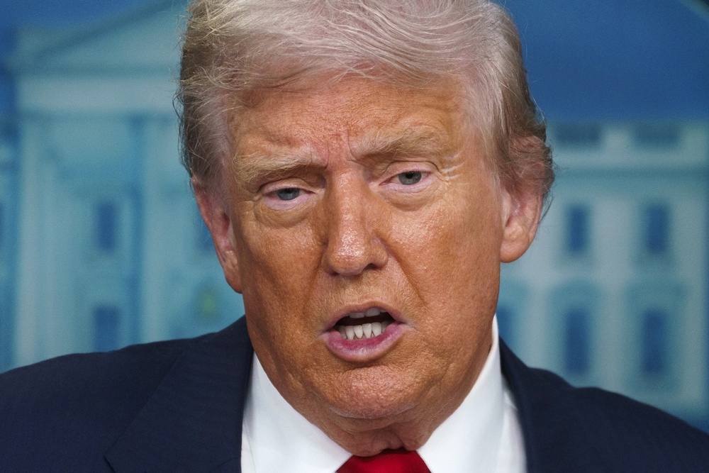 Trump anuncia que EUA não irão impor tarifas sobre o ouro