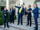 Trump condena as greves russas 'nojentos' em Kyiv, despacha Witkoff para Moscou